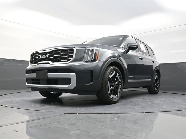 Used 2023 Kia Telluride S image 29