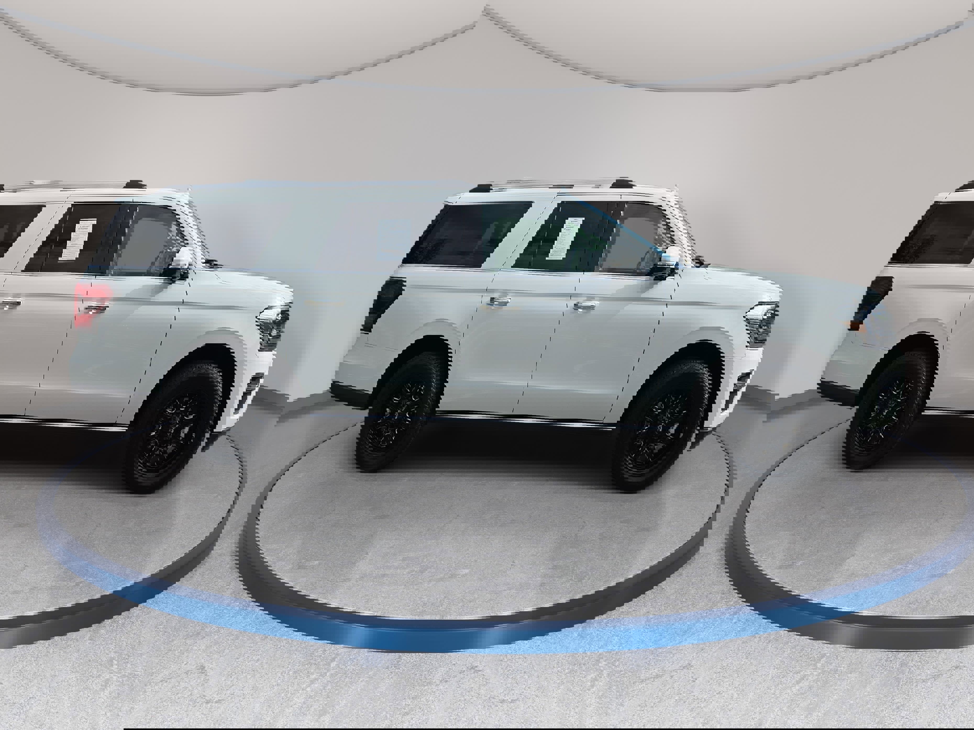 Used 2023 Ford Expedition Max Limited AWD/4WD image 4