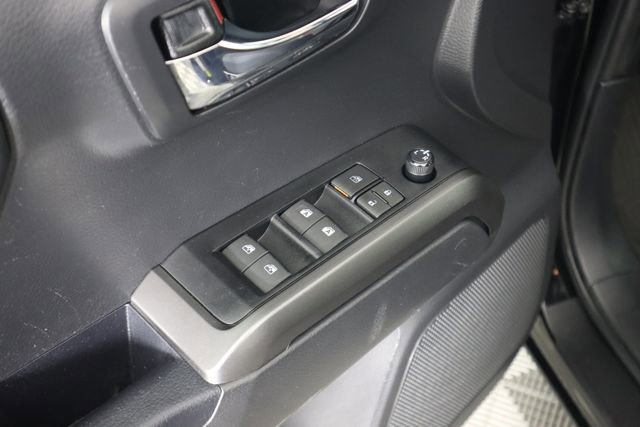 Used 2023 Toyota Tacoma TRD Off-Road AWD/4WD image 39