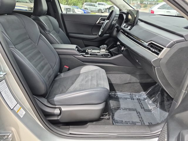 Used 2025 Mitsubishi Outlander SE AWD/4WD image 22