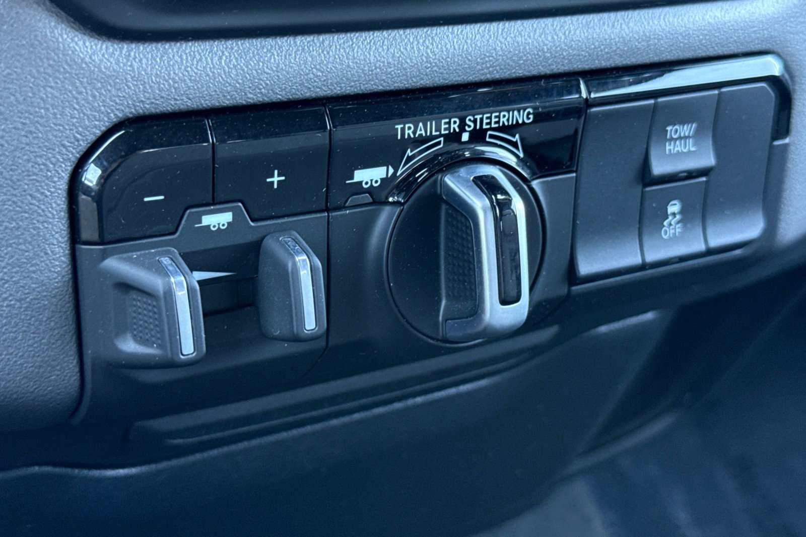 Used 2022 RAM 1500 Big Horn w/ Trailer Tow Group (B) image 31