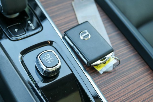 Used 2023 Volvo XC60 B5 Plus w/ Climate Package image 26