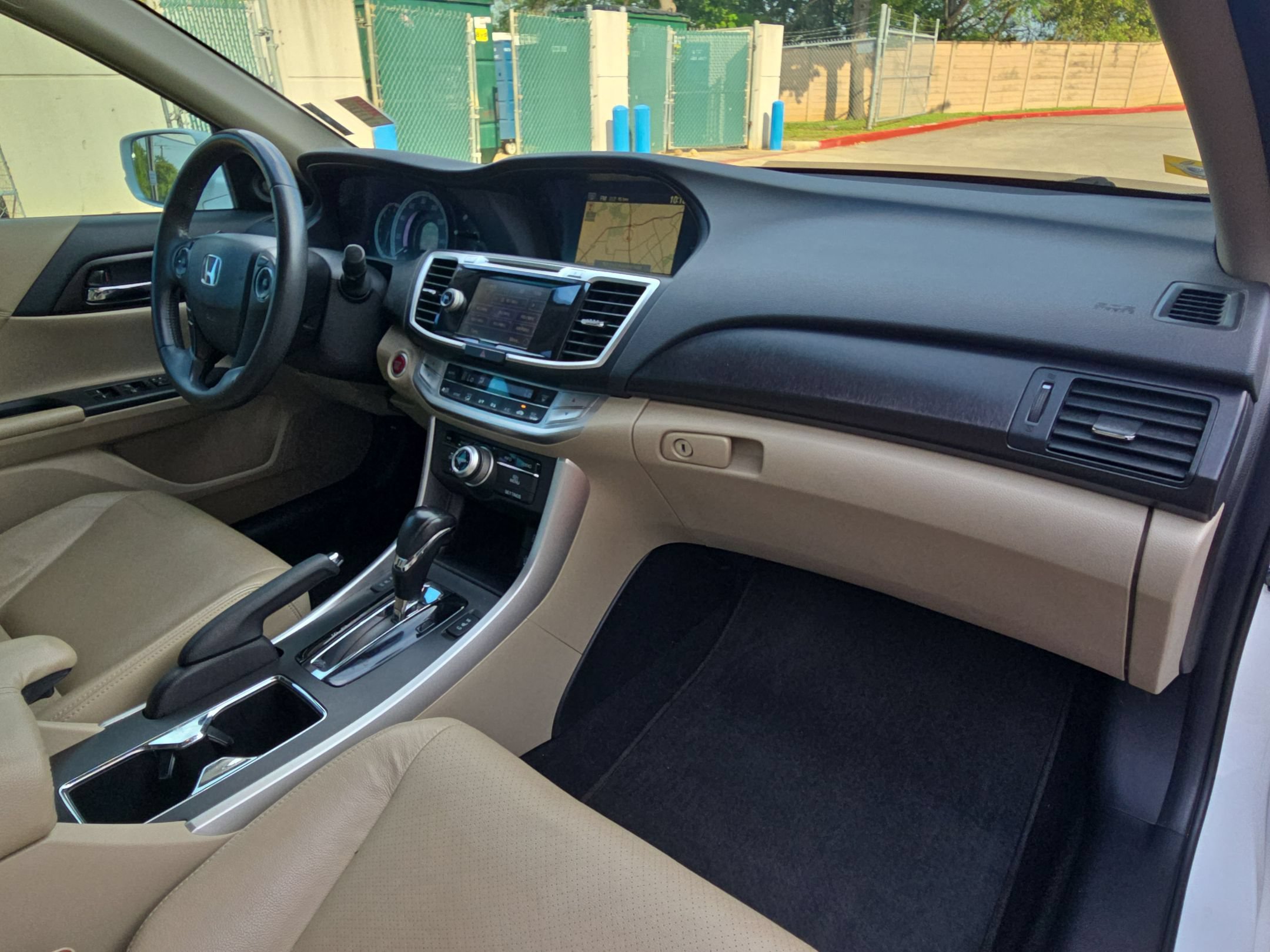 Used 2015 Honda Accord EX-L image 28