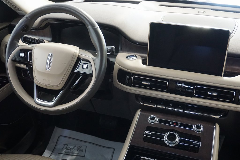 Used 2022 Lincoln Aviator Reserve w/ Equipment Group 201A image 31