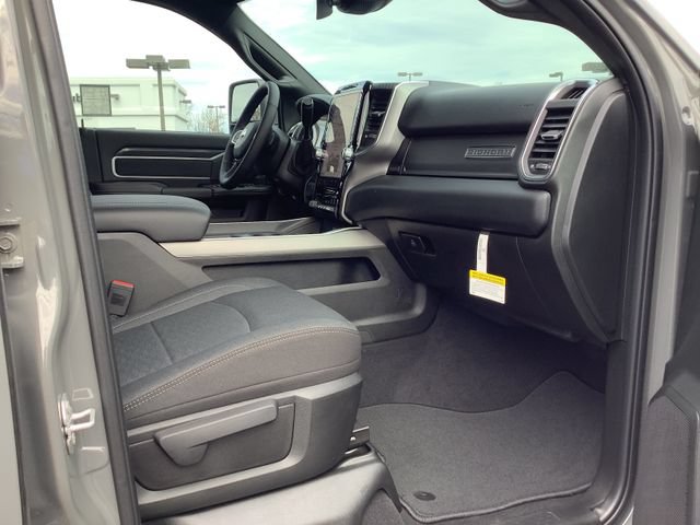 New 2026 RAM 2500 Big Horn AWD/4WD image 40