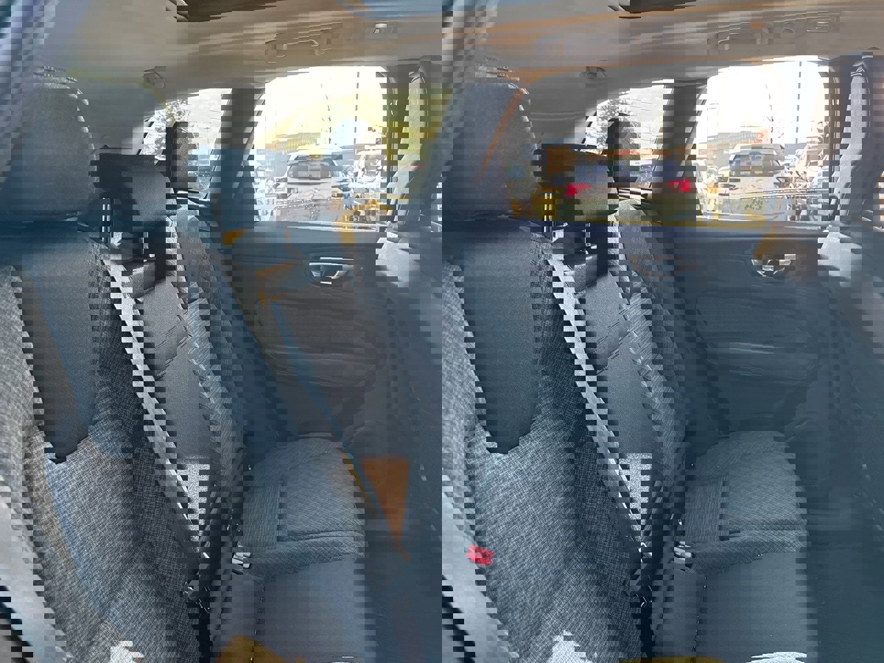 Certified 2023 Volvo XC60 B5 Core image 10