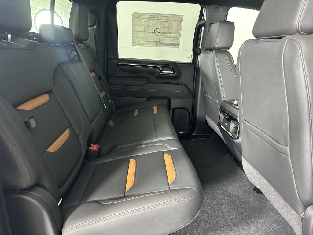 New 2026 GMC Sierra 2500 AT4 w/ Technology Package AWD/4WD image 29