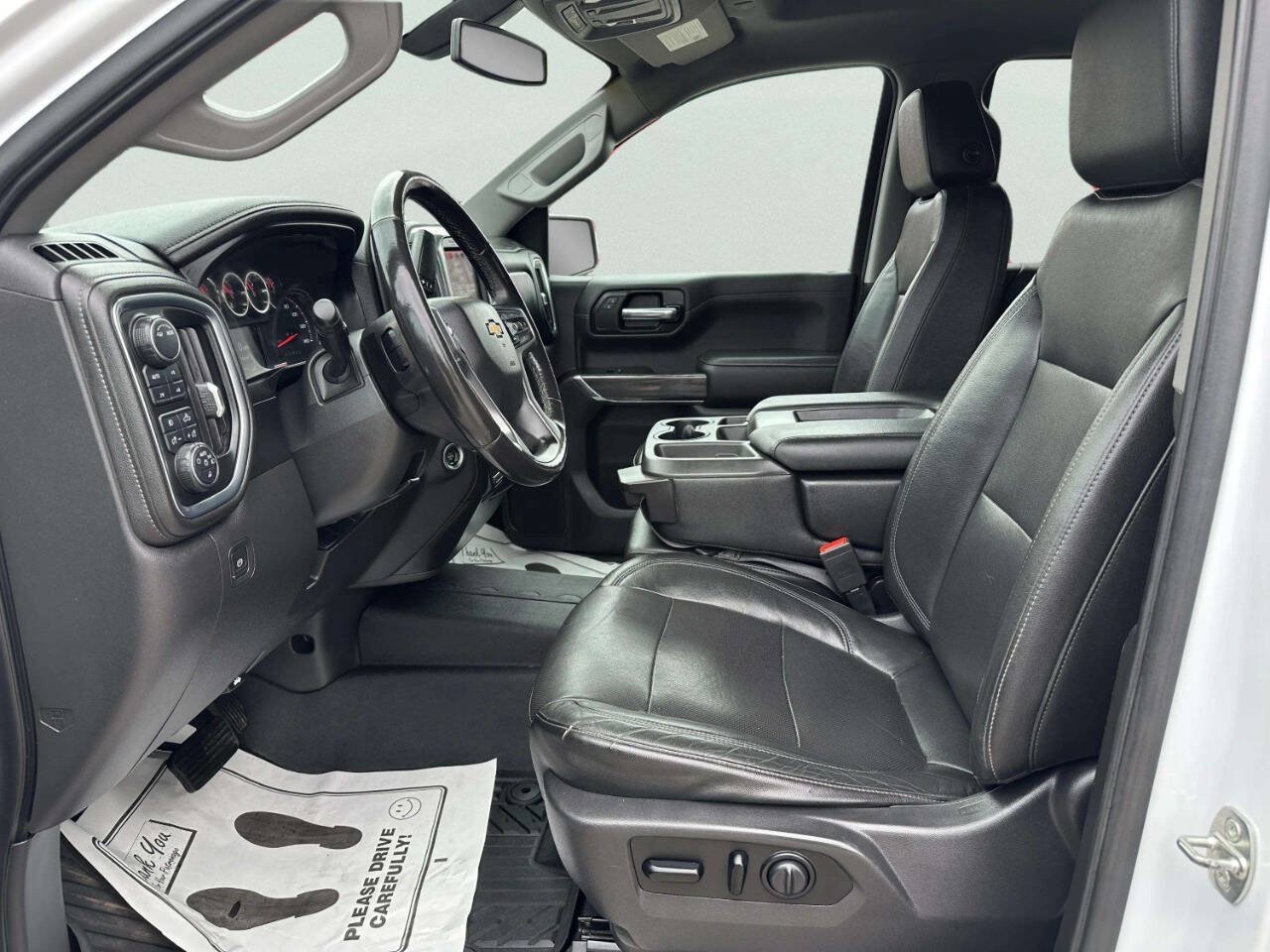 Used 2020 Chevrolet Silverado 1500 LTZ w/ Z71 Off-Road Package AWD/4WD image 9