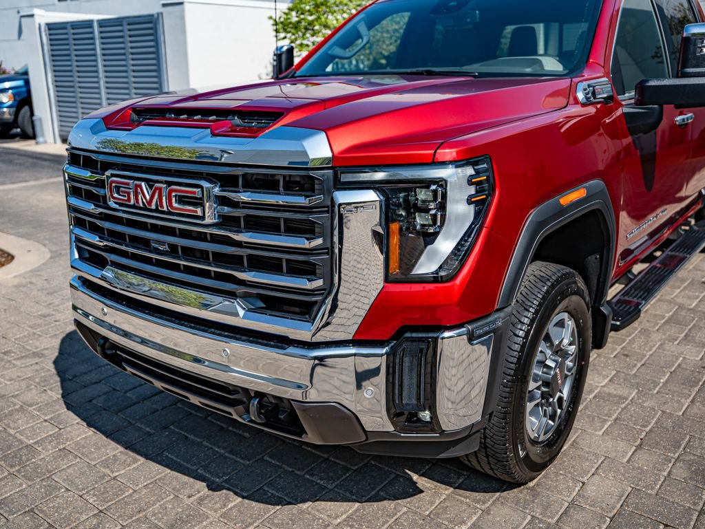 Used 2025 GMC Sierra 2500 SLT w/ SLT Premium Package AWD/4WD image 15