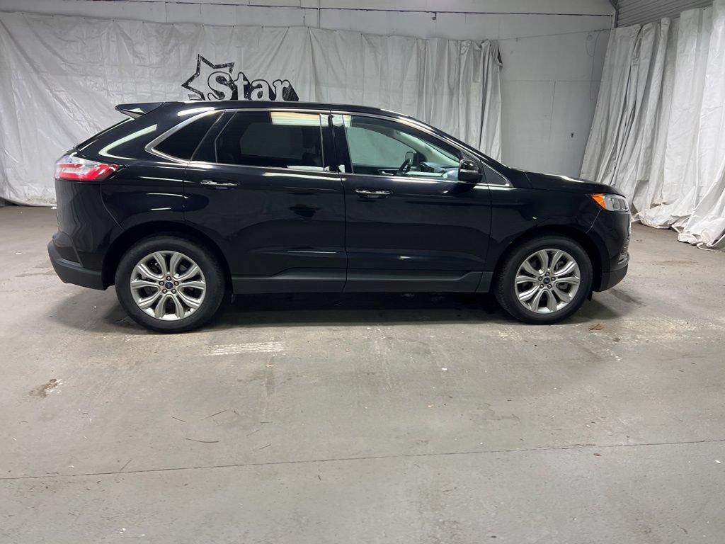 Used 2021 Ford Edge Titanium w/ Cargo Accessory Package FWD image 8