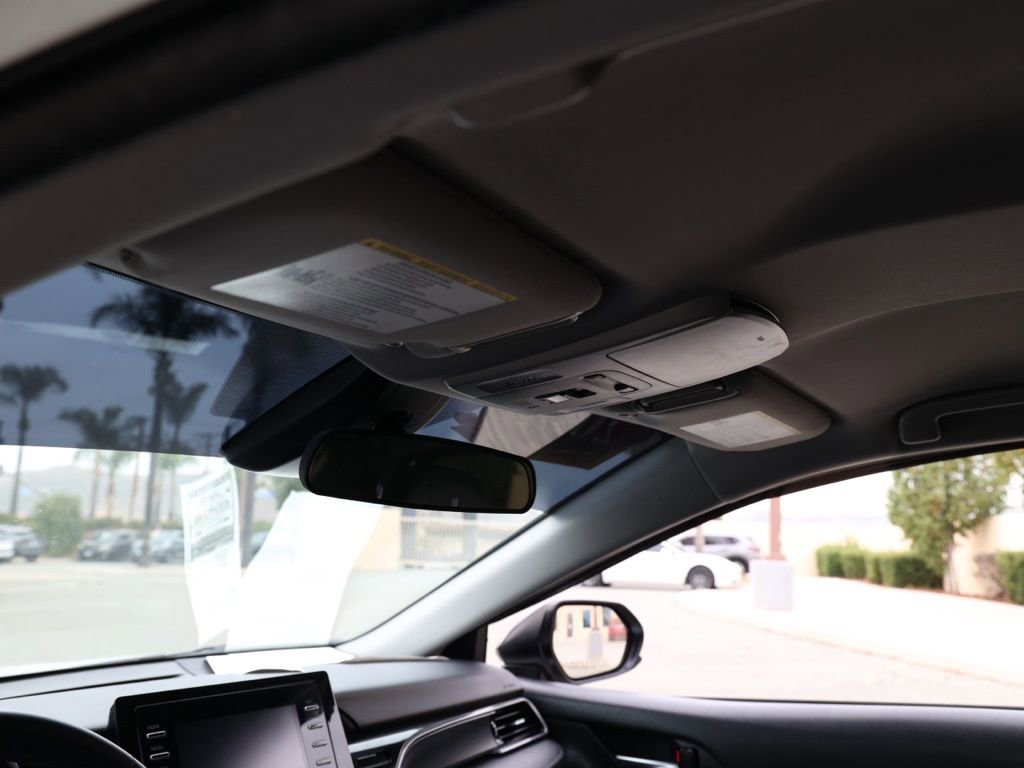 Used 2021 Toyota Camry SE w/ Carpet Mat Package (TMS) image 13