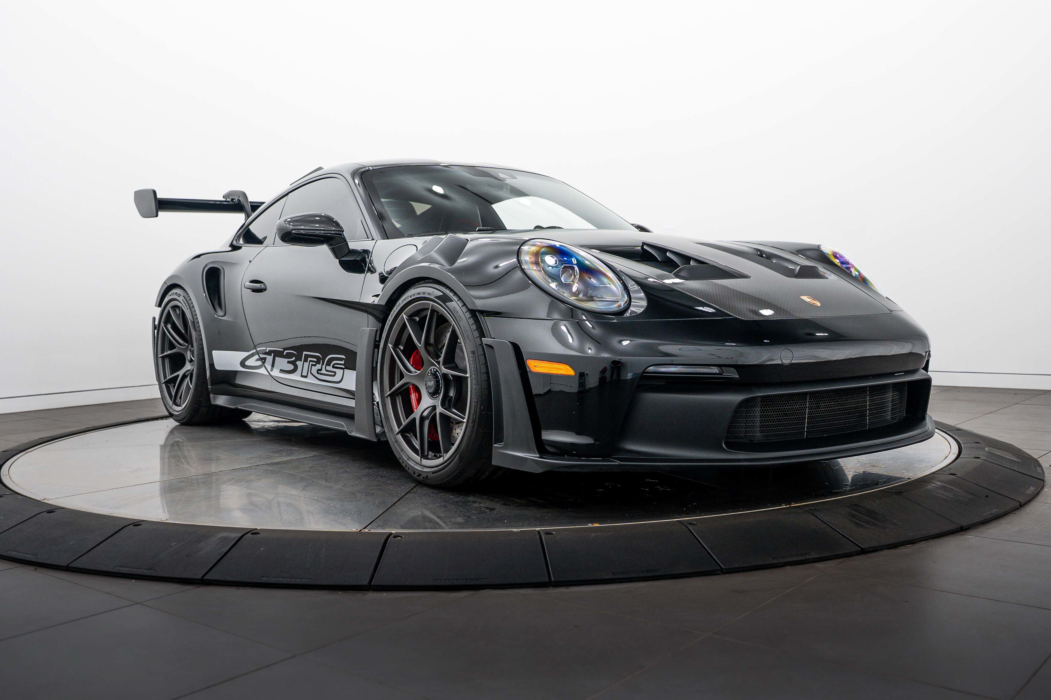 Certified 2023 Porsche 911 GT3 RS RWD image 9