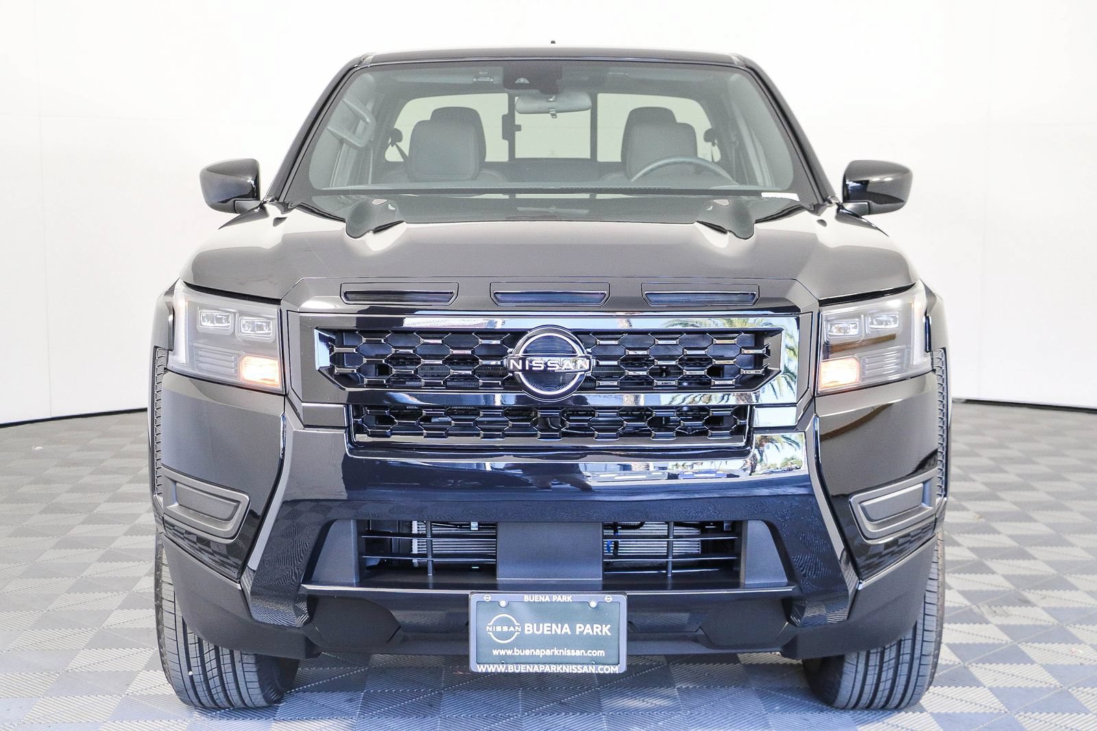 New 2027 Nissan Frontier SV w/ Tow Package RWD image 2