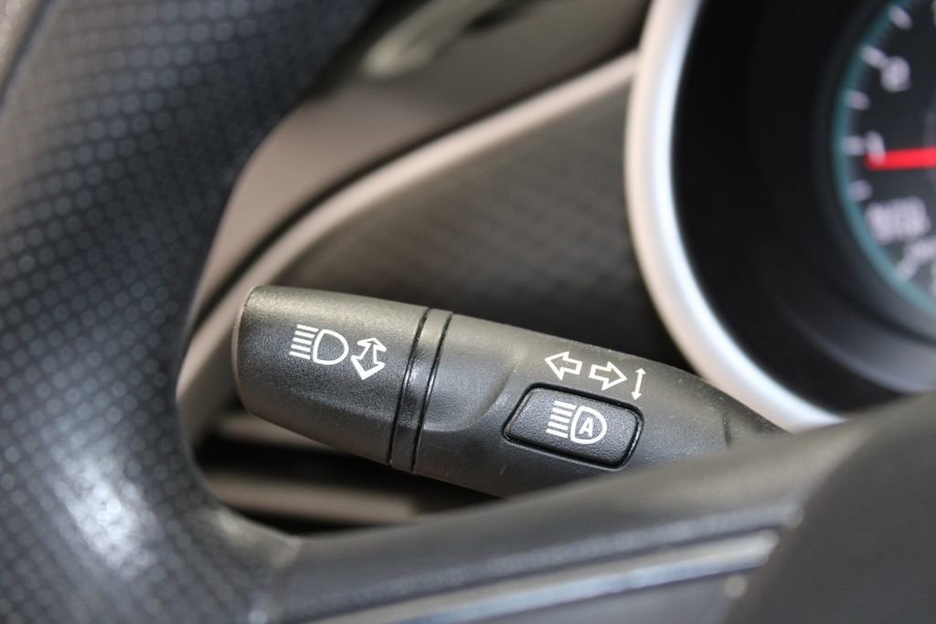 Used 2024 Chevrolet Malibu LT image 34