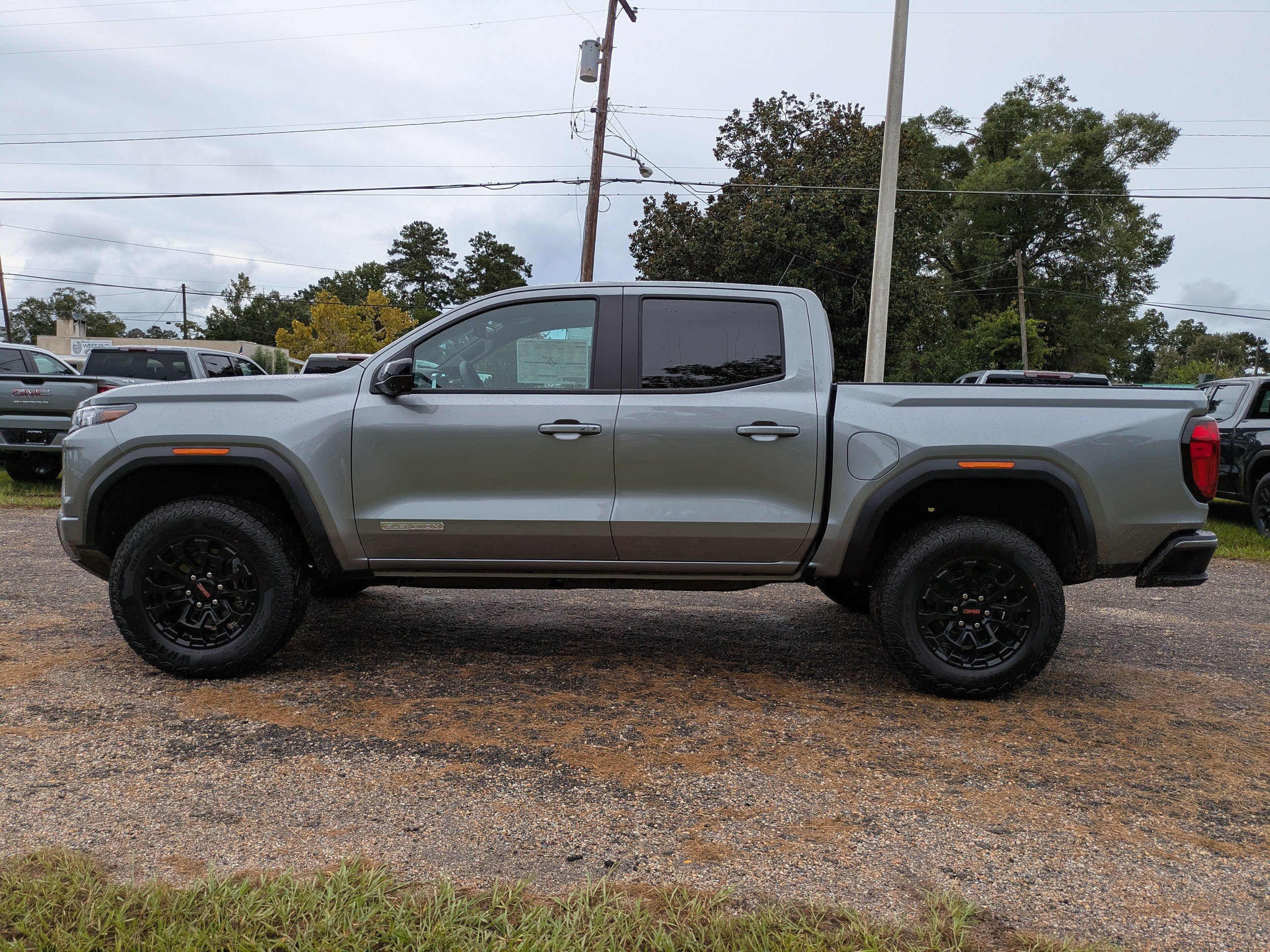 New 2026 GMC Canyon Elevation w/ Convenience Package RWD image 7