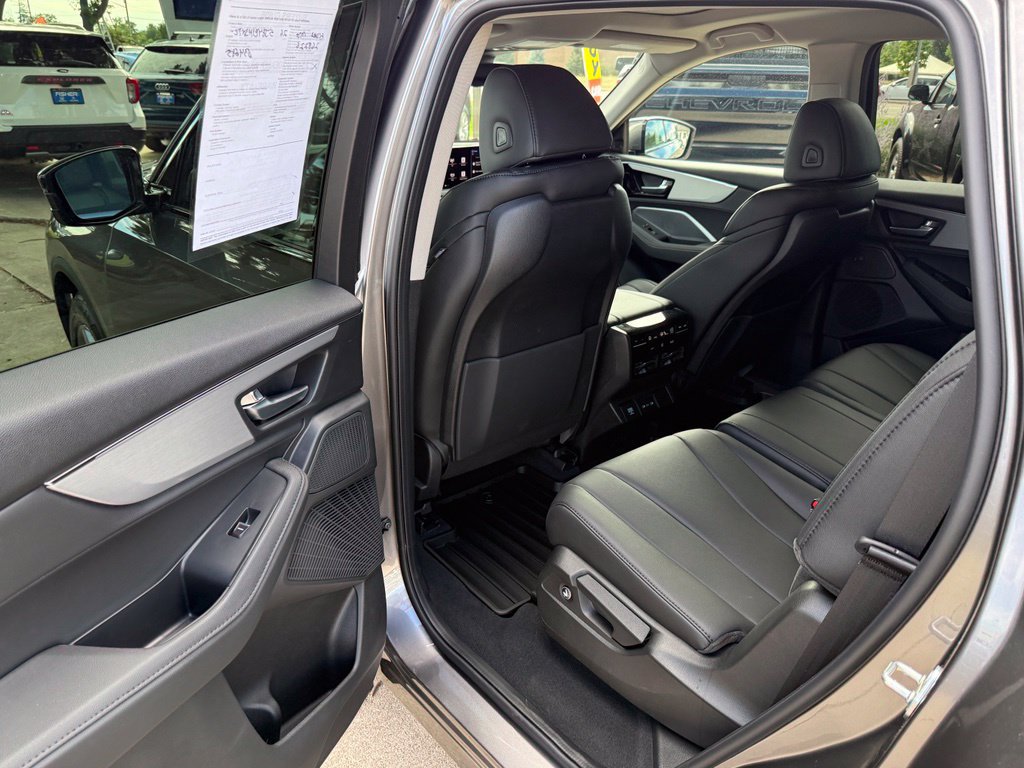 Certified 2026 Acura MDX SH-AWD image 15