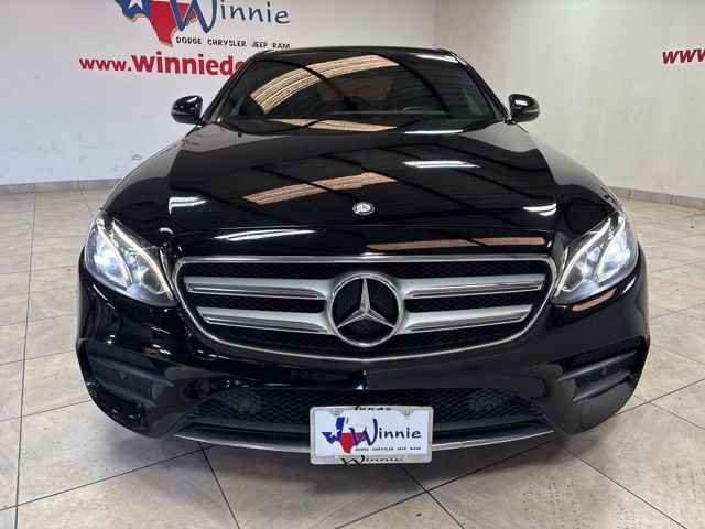Used 2017 Mercedes-Benz E 300 image 2