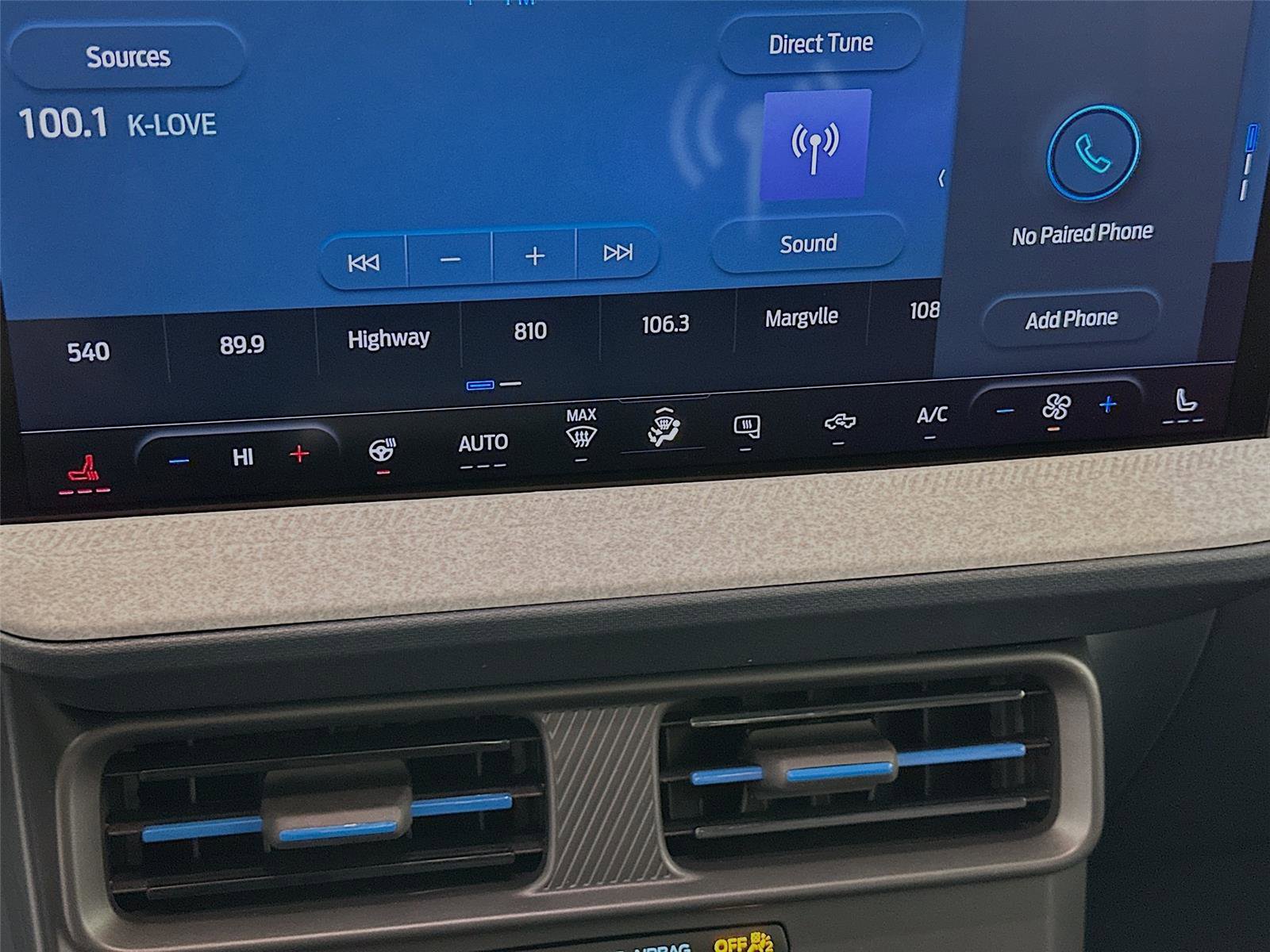 New 2026 Ford Maverick XLT w/ XLT Luxury Package image 9