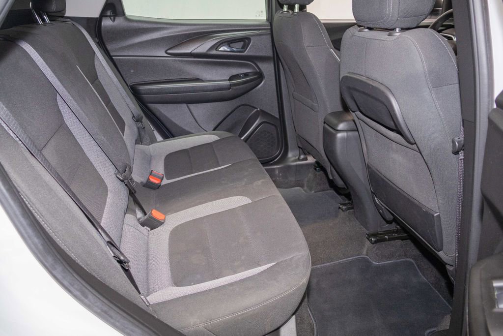 Used 2023 Chevrolet TrailBlazer LS AWD/4WD image 14