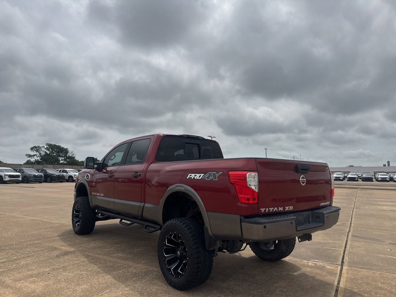 Used 2016 Nissan Titan PRO-4X AWD/4WD image 18