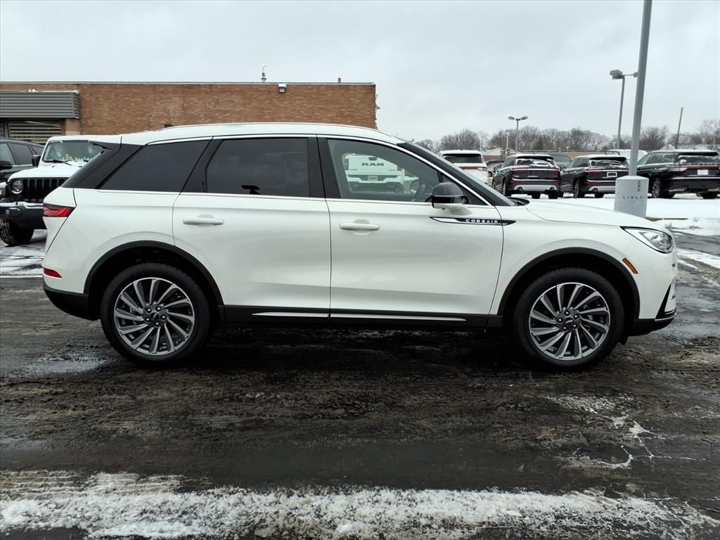 Certified 2023 Lincoln Corsair Reserve w/ Equipment Group 201A AWD/4WD image 8