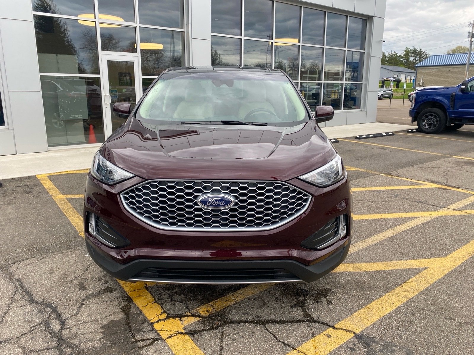 Used 2024 Ford Edge SEL w/ Convenience Package AWD/4WD image 8