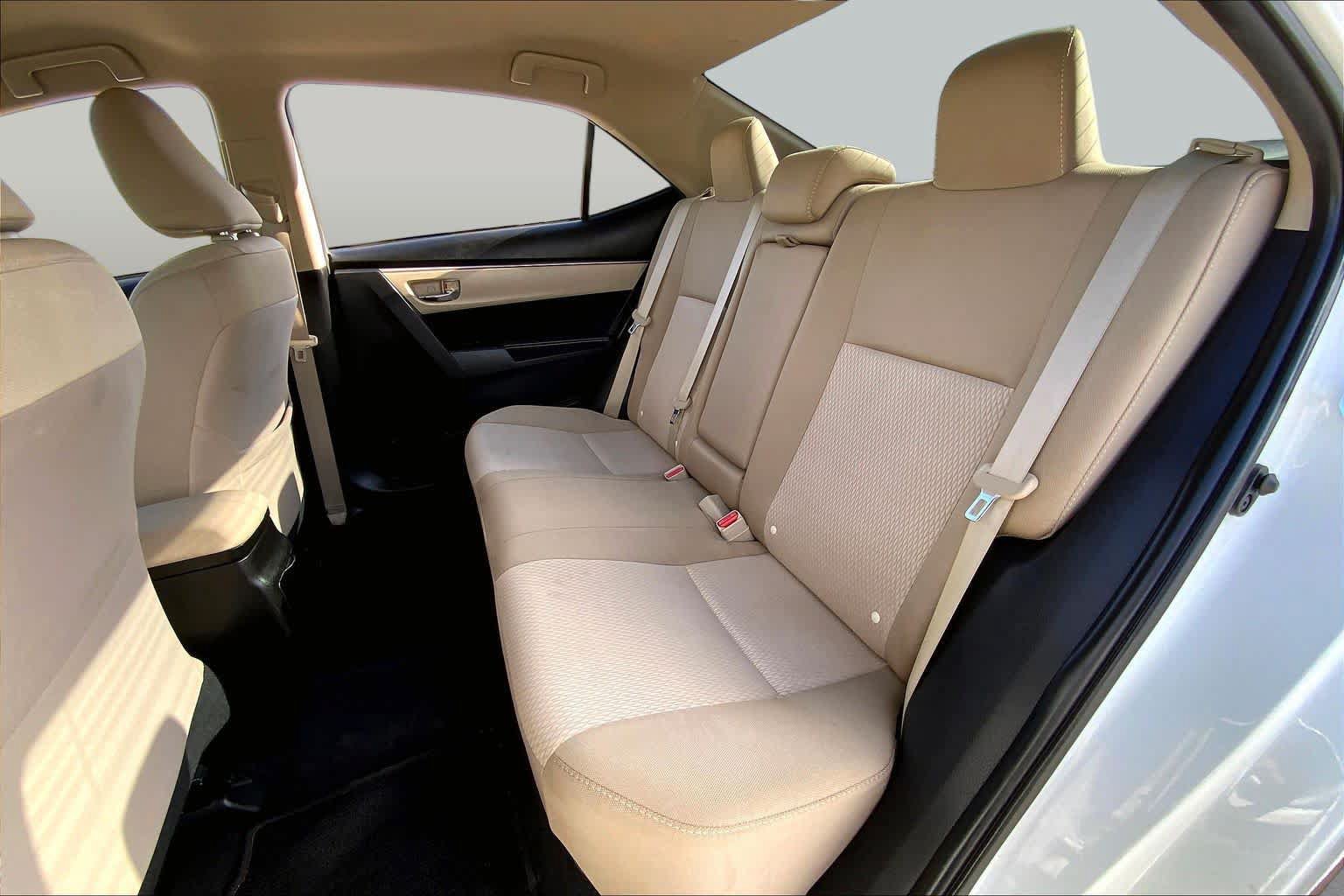 Used 2015 Toyota Corolla LE FWD image 20