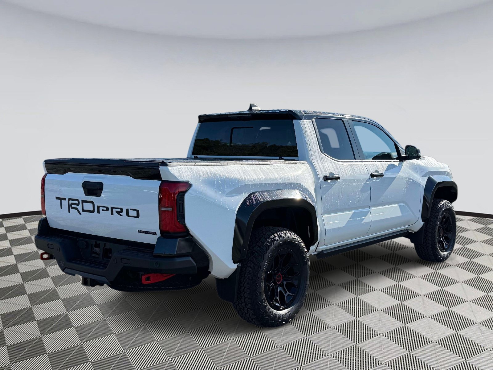 Used 2024 Toyota Tacoma TRD Pro AWD/4WD image 2