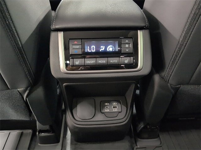 New 2025 Subaru Ascent Limited w/ Popular Package #2 image 14