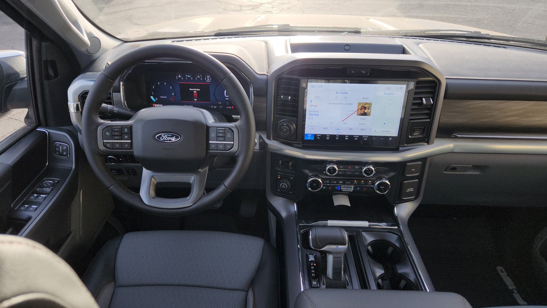 New 2025 Ford F150 Lariat w/ Equipment Group 501A Mid image 24