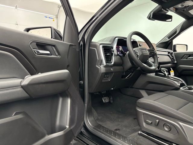 New 2026 GMC Canyon Elevation w/ Convenience Package image 15