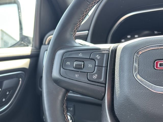 Used 2023 GMC Yukon AT4 w/ Technology Package AWD/4WD image 44