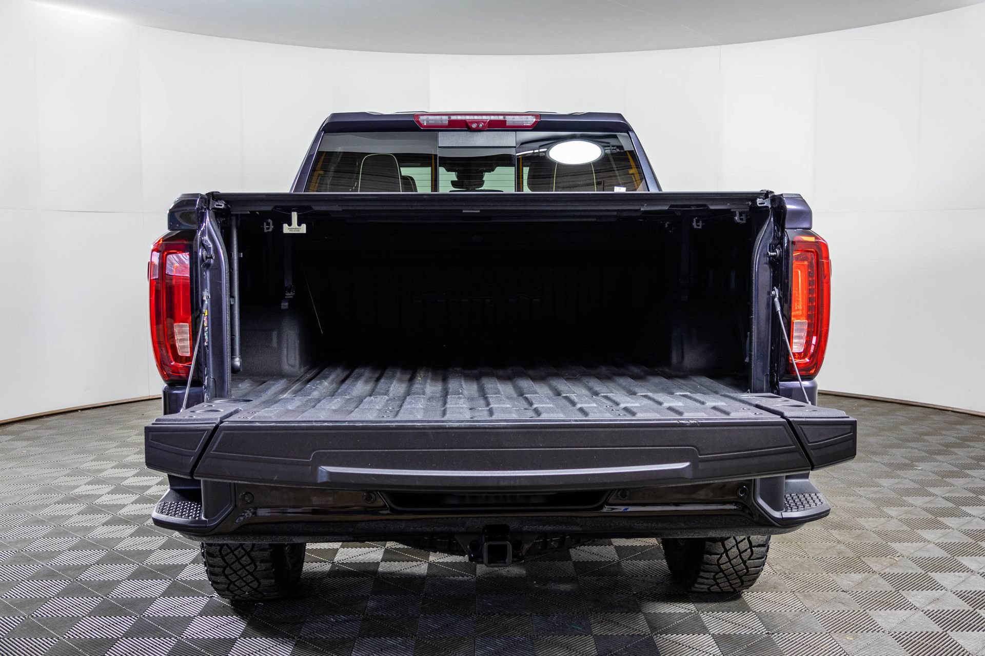 Used 2023 GMC Sierra 1500 AT4X AWD/4WD image 50