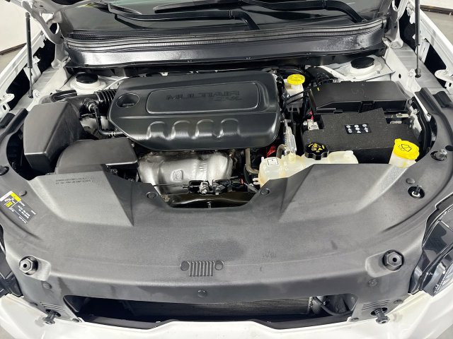 Used 2020 Jeep Cherokee Latitude Plus AWD/4WD image 28