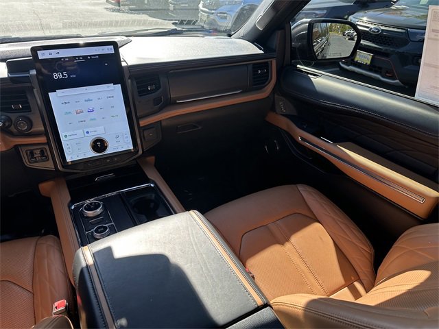 Certified 2022 Ford Expedition Max Platinum image 17