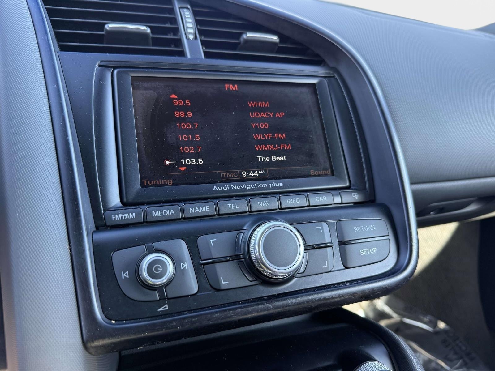 Used 2011 Audi R8 V8 image 36