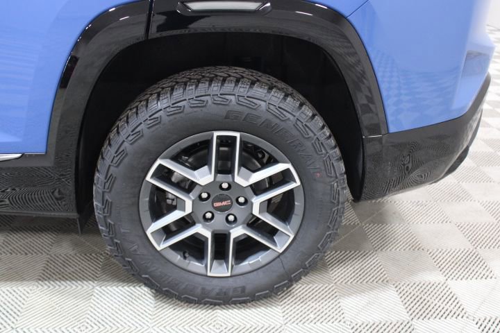 New 2026 GMC Terrain AT4 w/ Convenience Package III image 41