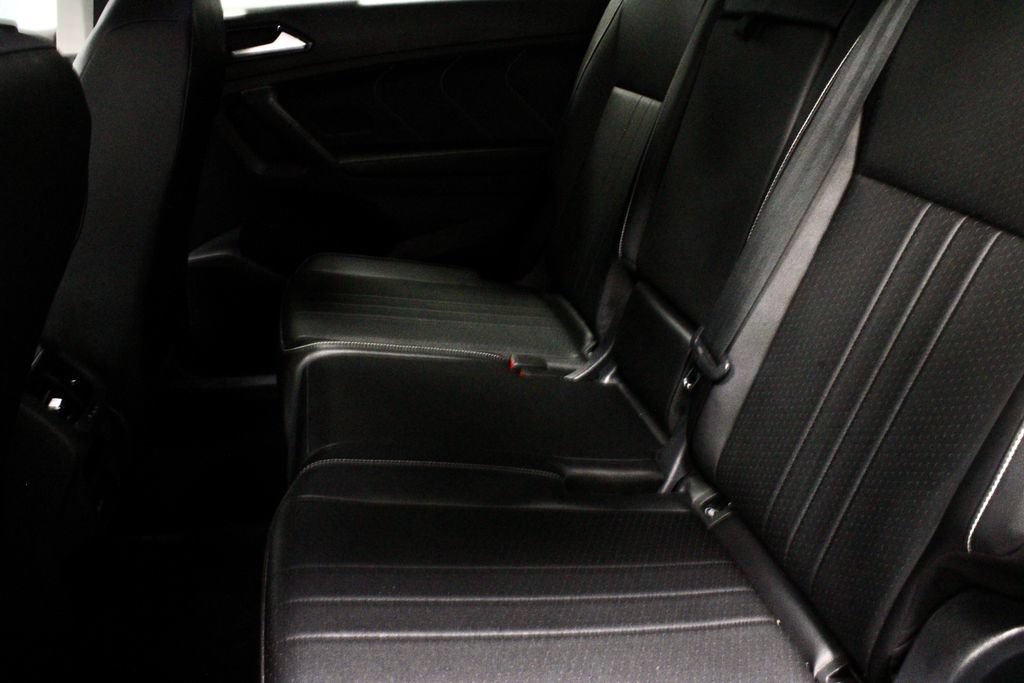 Used 2024 Volkswagen Tiguan SE FWD image 22