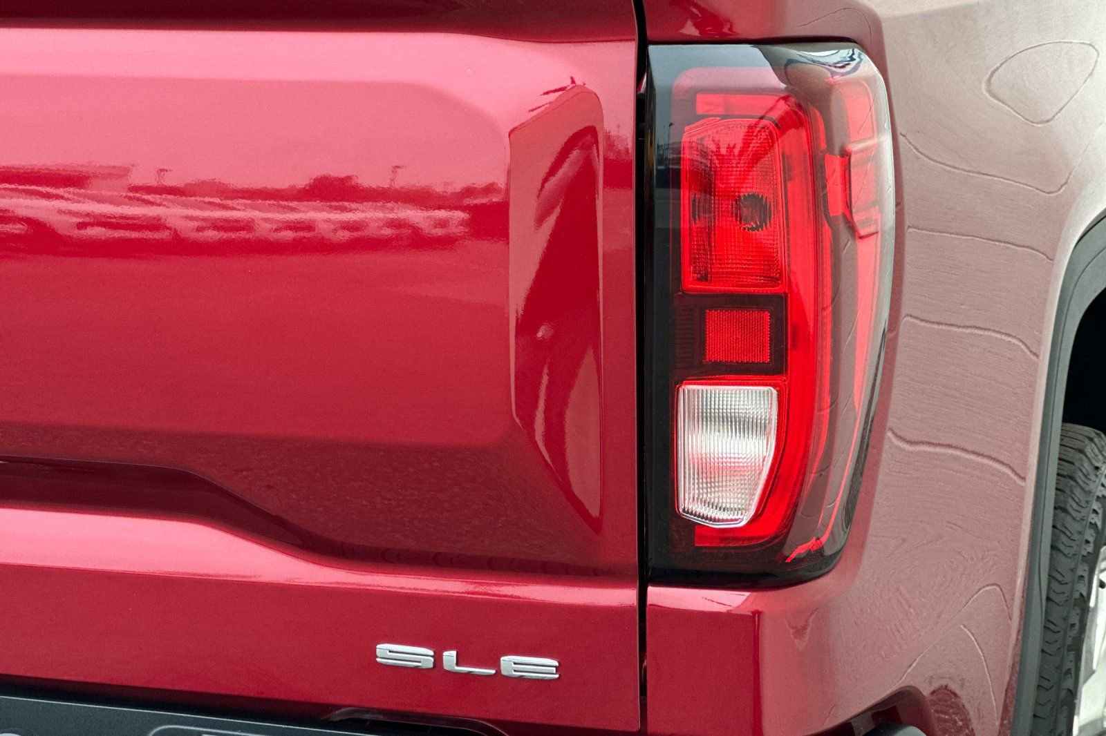 Certified 2020 GMC Sierra 1500 SLE w/ SLE Value Package image 36