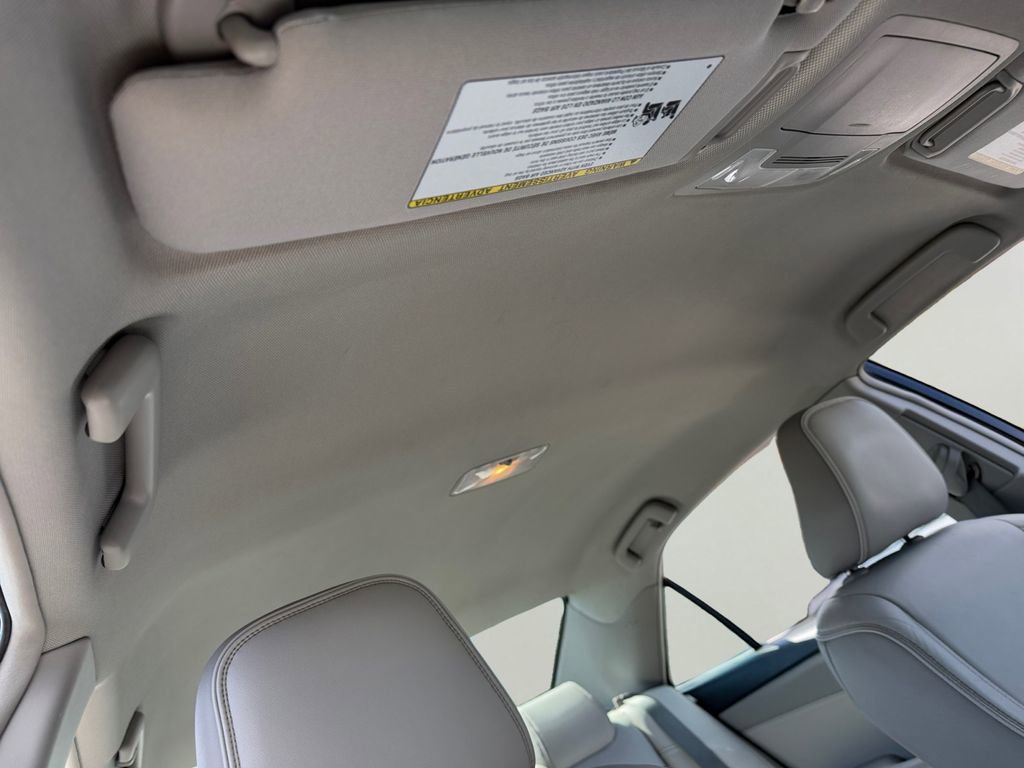 Used 2016 Toyota Camry XLE w/ Protection Package (Q2) image 6