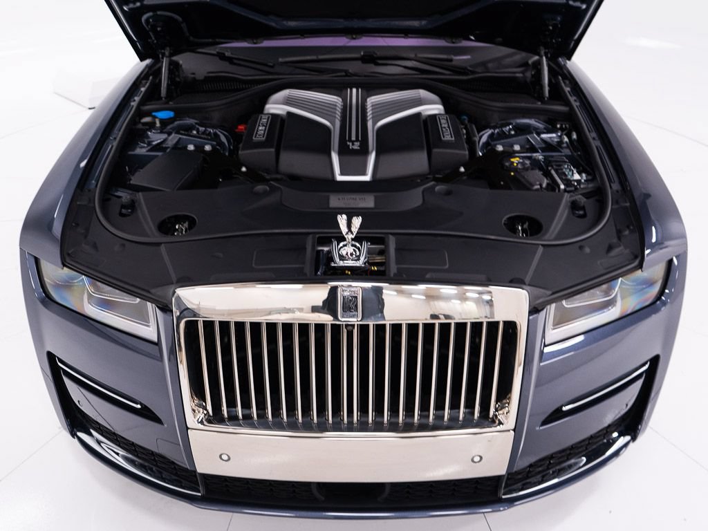 Certified 2023 Rolls-Royce Ghost Extended Wheelbase w/ Ghost Package AWD/4WD image 56