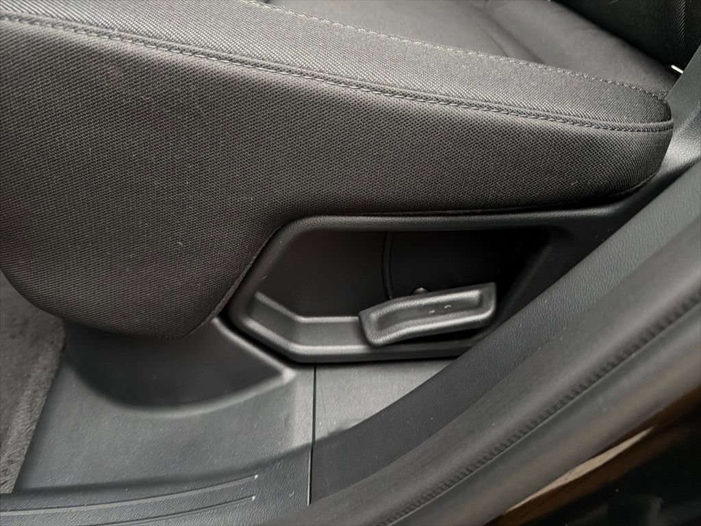 New 2026 Hyundai Tucson Blue SE image 17