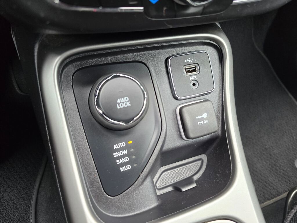 Used 2021 Jeep Compass 80th Special Edition image 31