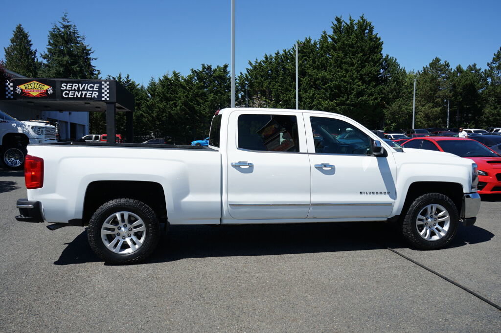 Used 2018 Chevrolet Silverado 1500 LTZ w/ LTZ Plus Package image 6