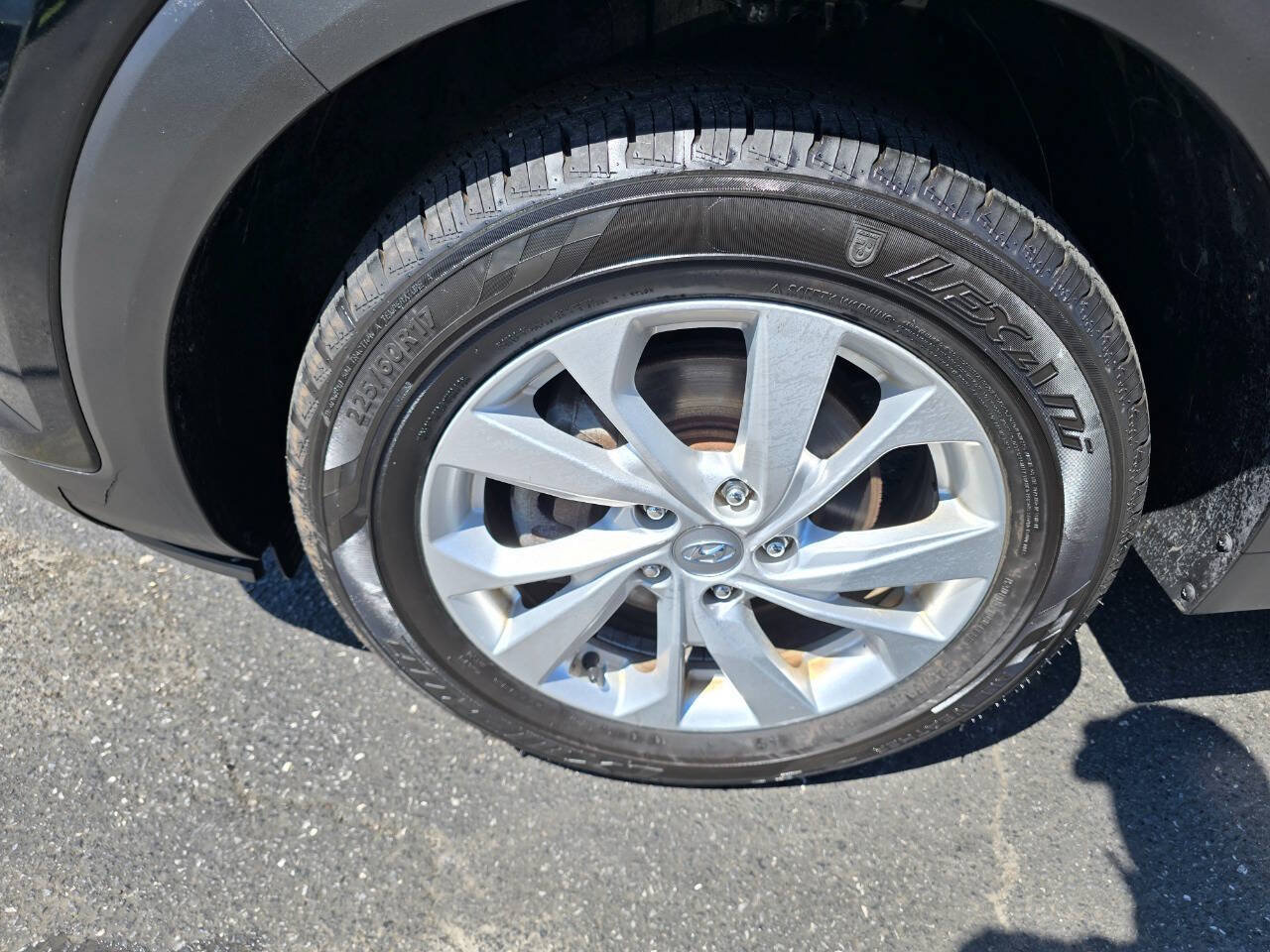 Used 2019 Hyundai Tucson SE AWD/4WD image 10