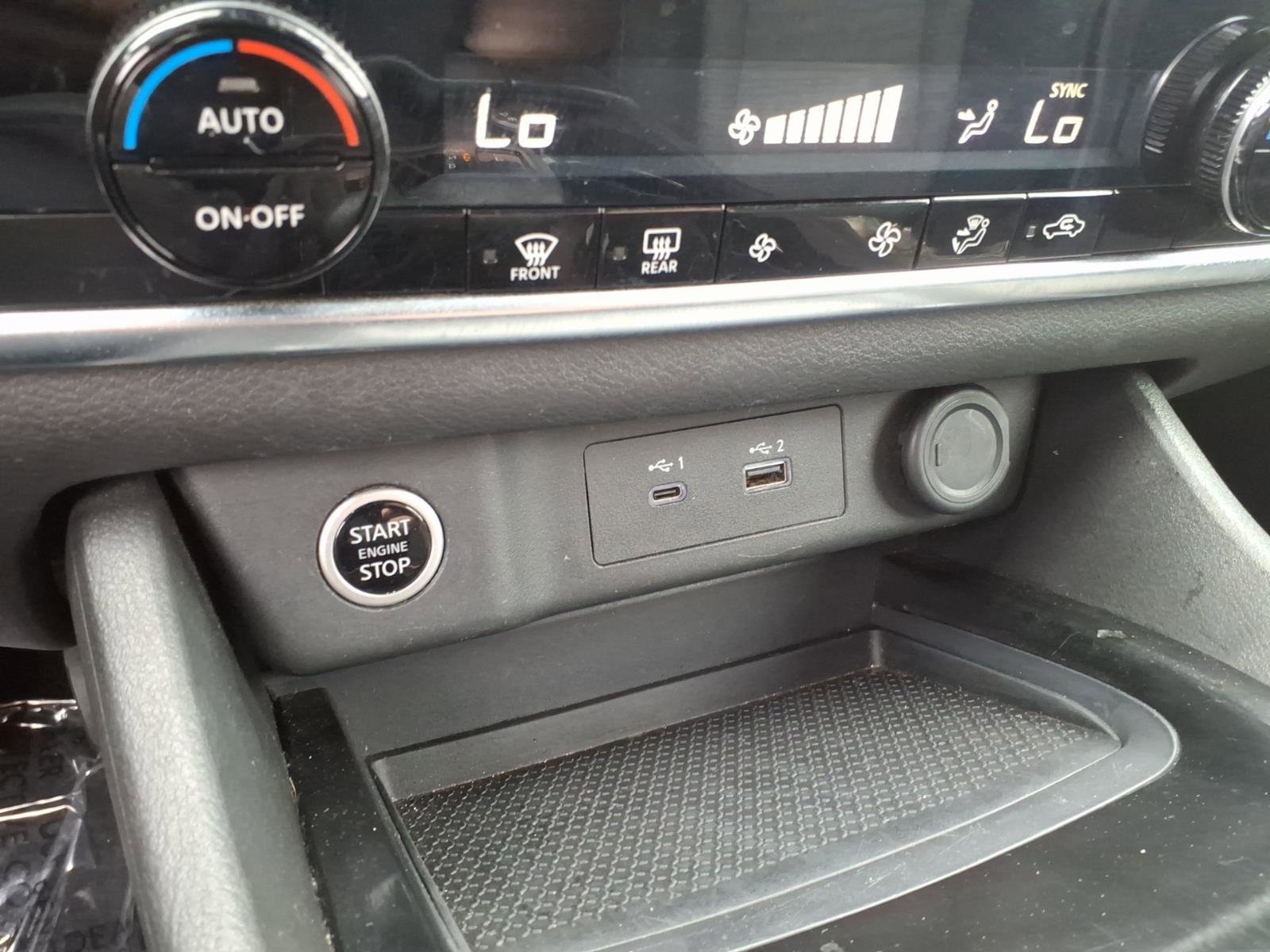 Certified 2023 Nissan Rogue SV image 22