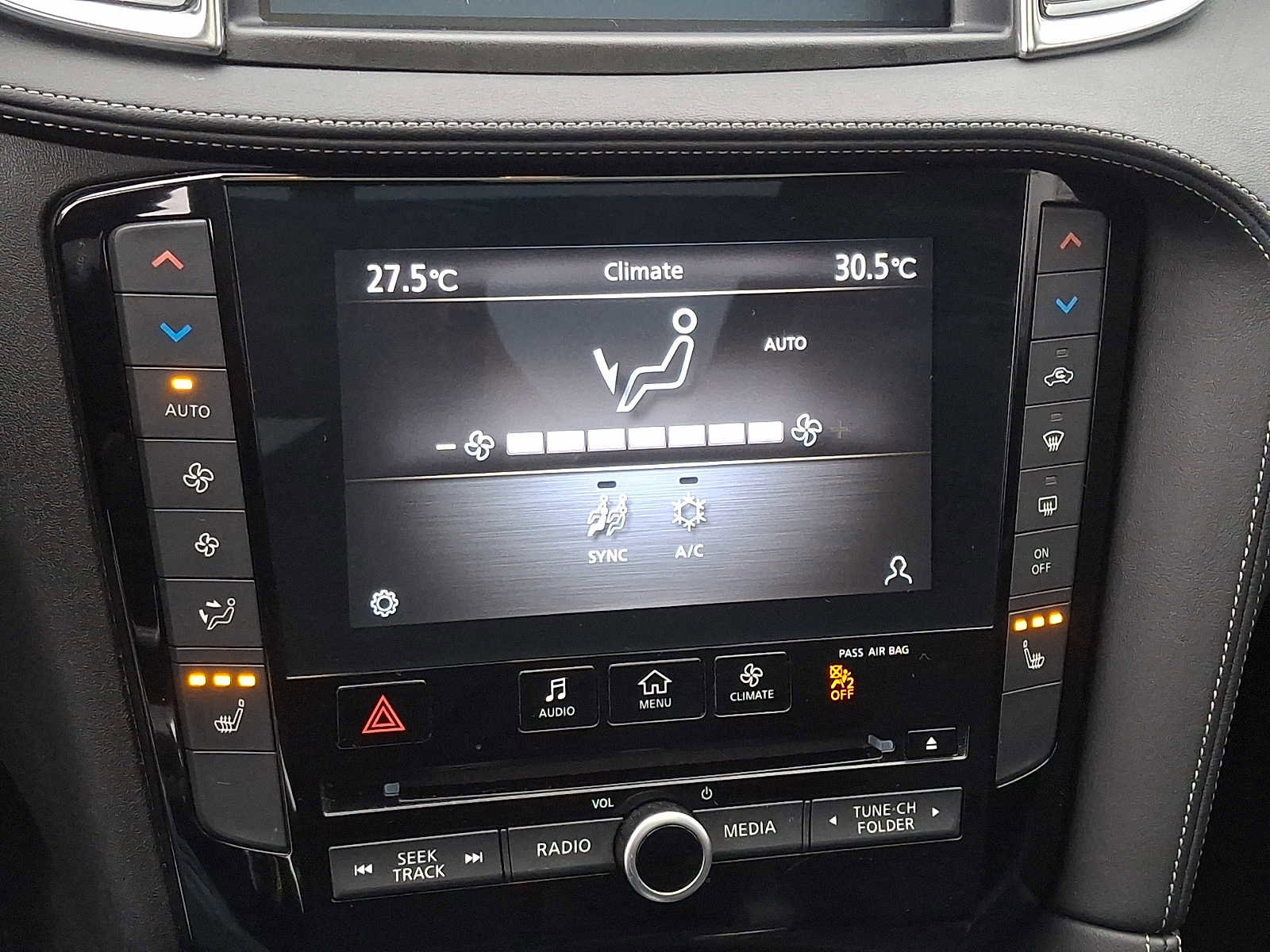 Used 2022 INFINITI QX50 Luxe w/ Appearance Package AWD/4WD image 17