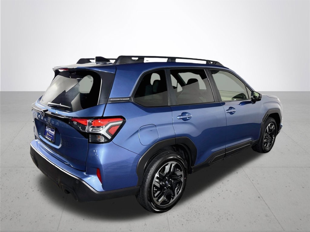 Used 2025 Subaru Forester Limited AWD/4WD image 6