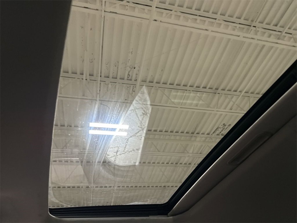 Used 2007 Jeep Grand Cherokee Limited w/ Trailer Tow Group IV image 16