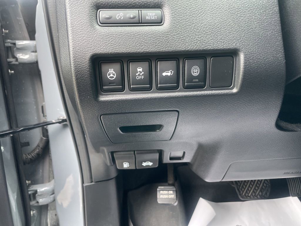 Used 2022 Nissan Murano SL w/ SL Moonroof Package image 18